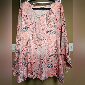 Women's 1X coral colored blouse